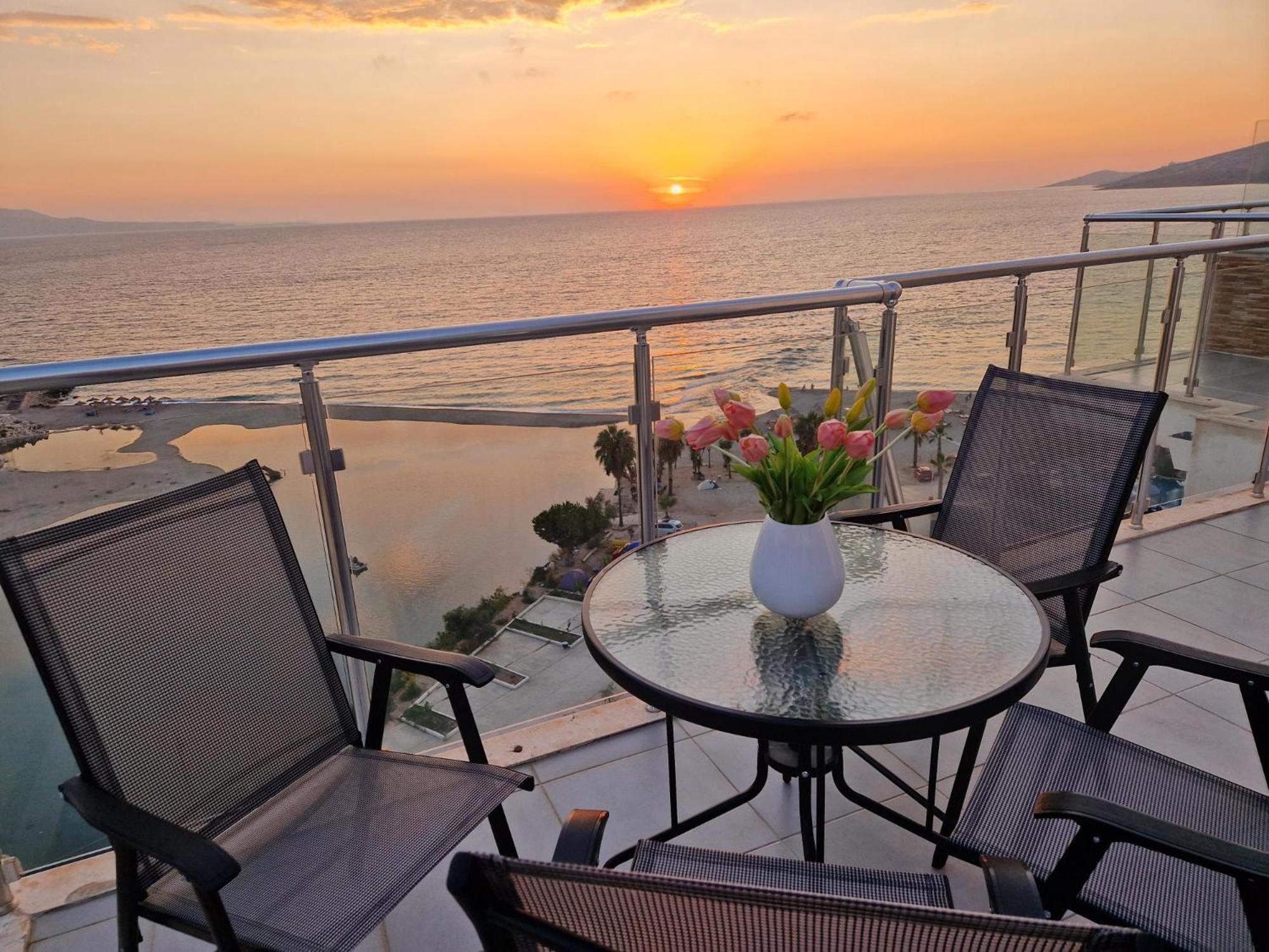 Sadet'S Penthouse Saranda Apartment Exterior photo