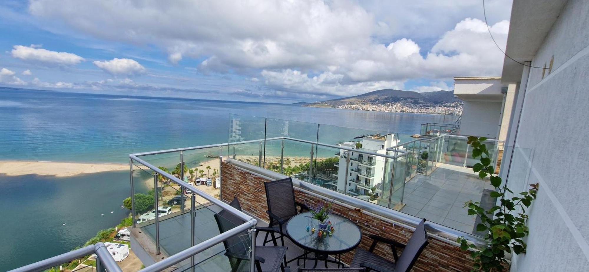Sadet'S Penthouse Saranda Apartment Exterior photo